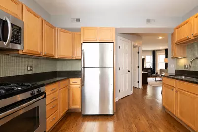 1531 W Rosemont Avenue #2N, Chicago, IL 60660 - Photo 9