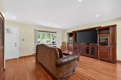 849 Hemlock Drive, Sleepy Hollow, IL 60118 - Photo 7