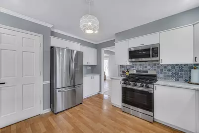 1623 W Bray Court, Arlington Heights, IL 60005 - Photo 9