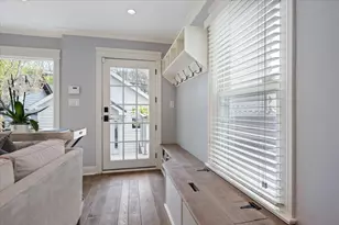 1019 W George St, Chicago, IL 60657 - Photo 9