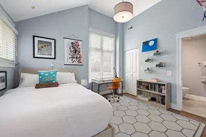1019 W George Street, Chicago, IL 60657 - Photo 21