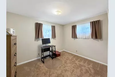 1411 Mark Drive, Freeport, IL 61032 - Photo 15