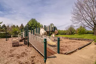 1849 Pastoral Ln, Hanover Park, IL 60133 - Photo 25