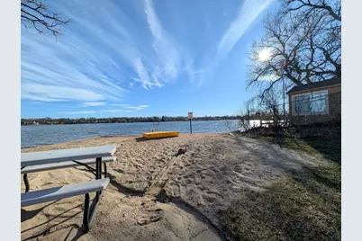 117 Lakewood Avenue, Crystal Lake, IL 60014 - Photo 5