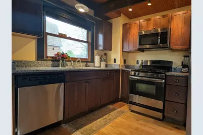 117 Lakewood Avenue, Crystal Lake, IL 60014 - Photo 13