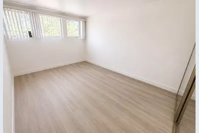 5557 S Harper Avenue, Chicago, IL 60637 - Photo 11