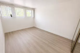 5557 S Harper Ave, Chicago, IL 60637 - Photo 11