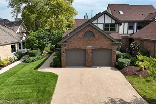 10513 Golf Rd, Orland Park, IL 60462 - Photo 3