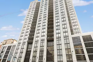 435 W Erie St, Chicago, IL 60654 - Photo 1