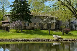 9 Buckingham Dr, Sugar Grove, IL 60554 - Photo 3