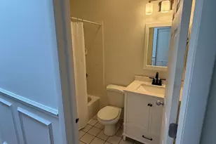 1323 E 61st St, Chicago, IL 60637 - Photo 19