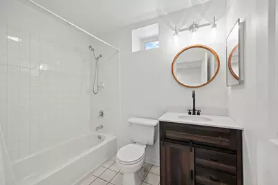 1323 E 61st Street, Chicago, IL 60637 - Photo 19