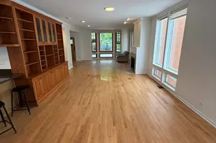 1323 E 61st St, Chicago, IL 60637 - Photo 7
