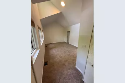 1323 E 61st Street, Chicago, IL 60637 - Photo 23
