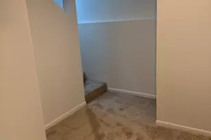 1323 E 61st St, Chicago, IL 60637 - Photo 35
