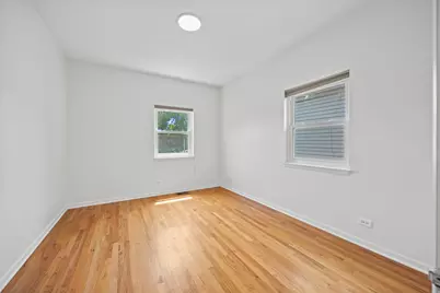 1323 E 61st Street, Chicago, IL 60637 - Photo 27