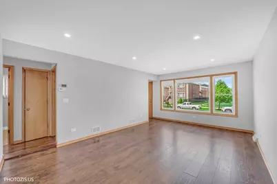 4043 N Wagner Avenue, Schiller Park, IL 60176 - Photo 3