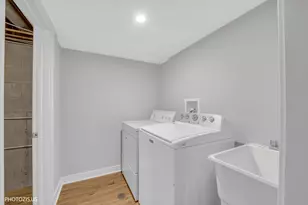 4043 N Wagner Ave, Schiller Park, IL 60176 - Photo 23