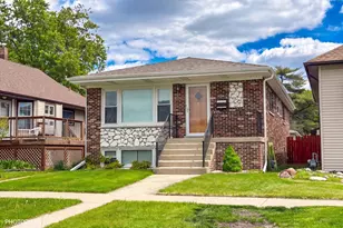 4043 N Wagner Ave, Schiller Park, IL 60176 - Photo 1