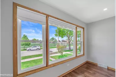 4043 N Wagner Avenue, Schiller Park, IL 60176 - Photo 5