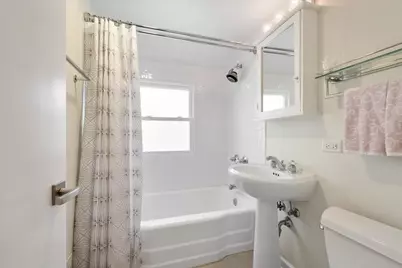 6850 N Lowell Avenue, Lincolnwood, IL 60712 - Photo 17