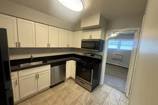 105 E Grove St, Lombard, IL 60148 - Photo 3