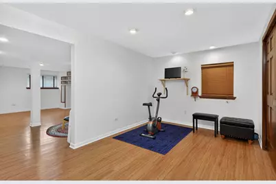337 W Scarborough Court, Bloomingdale, IL 60108 - Photo 21