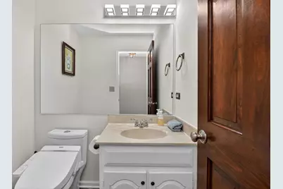337 W Scarborough Court, Bloomingdale, IL 60108 - Photo 9