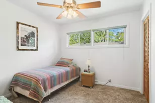 555 S Cedar St, Palatine, IL 60067 - Photo 11
