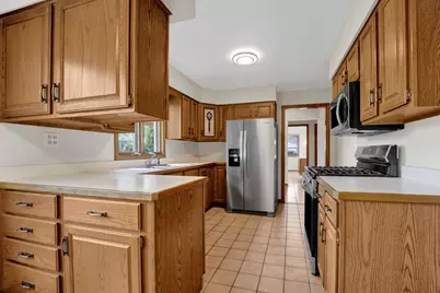 18W724 20th Place, Lombard, IL 60148 - Photo 15