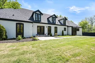 1975 Sunset Ridge Rd, Northfield, IL 60093 - Photo 3