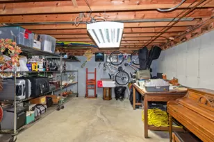 19243 Bernadine St, Lansing, IL 60438 - Photo 29