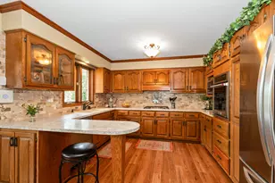 19243 Bernadine St, Lansing, IL 60438 - Photo 11