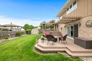 19243 Bernadine St, Lansing, IL 60438 - Photo 33