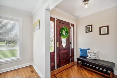 7050 N McAlpin Avenue, Chicago, IL 60646 - Photo 3