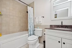 7050 N McAlpin Ave, Chicago, IL 60646 - Photo 15