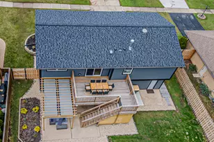 1135 N King Charles Ct, Palatine, IL 60067 - Photo 29