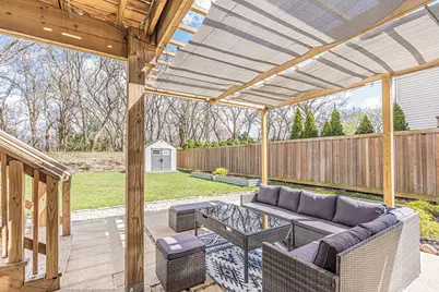 1135 N King Charles Court, Palatine, IL 60067 - Photo 25