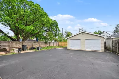 1114 Oakland Avenue, Joliet, IL 60435 - Photo 3