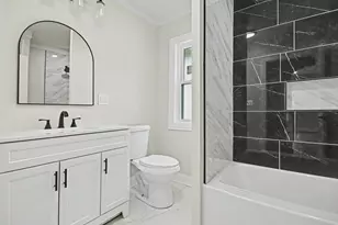1114 Oakland Ave, Joliet, IL 60435 - Photo 11