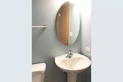 2575 Hillsboro Boulevard, Aurora, IL 60503 - Photo 7