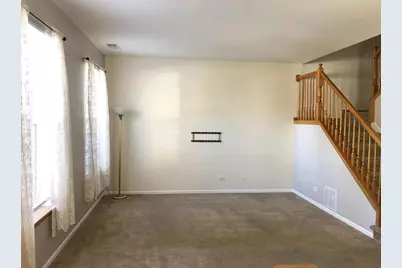 2575 Hillsboro Boulevard, Aurora, IL 60503 - Photo 5