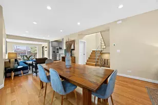2125 W Greenleaf Ave, Chicago, IL 60645 - Photo 7