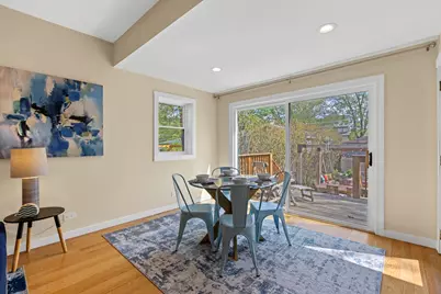 2125 W Greenleaf Avenue, Chicago, IL 60645 - Photo 11