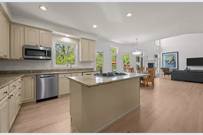 1114 Oxford Road, Deerfield, IL 60015 - Photo 5