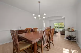 1114 Oxford Rd, Deerfield, IL 60015 - Photo 3