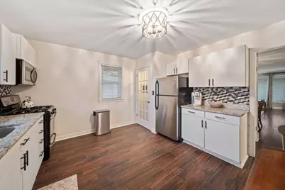 1927 N 76th Avenue, Elmwood Park, IL 60707 - Photo 13
