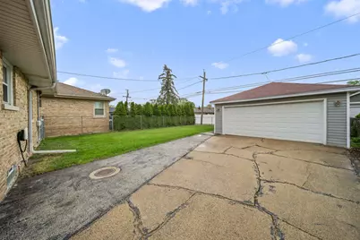 1927 N 76th Avenue, Elmwood Park, IL 60707 - Photo 21