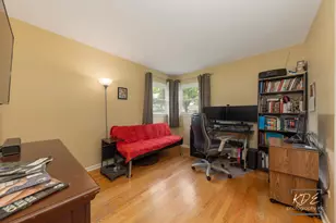 411 E Weathersfield Way, Schaumburg, IL 60193 - Photo 17