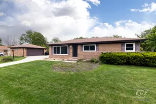 411 E Weathersfield Way, Schaumburg, IL 60193 - Photo 3